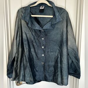 CHRZASZCZ by Maria Wojtowicz 100% Silk Button Down Boxy Top Blue Gray S/M